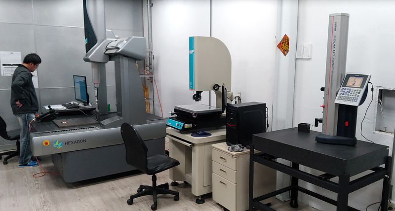 CMM (Coordinate Measuring Machine)